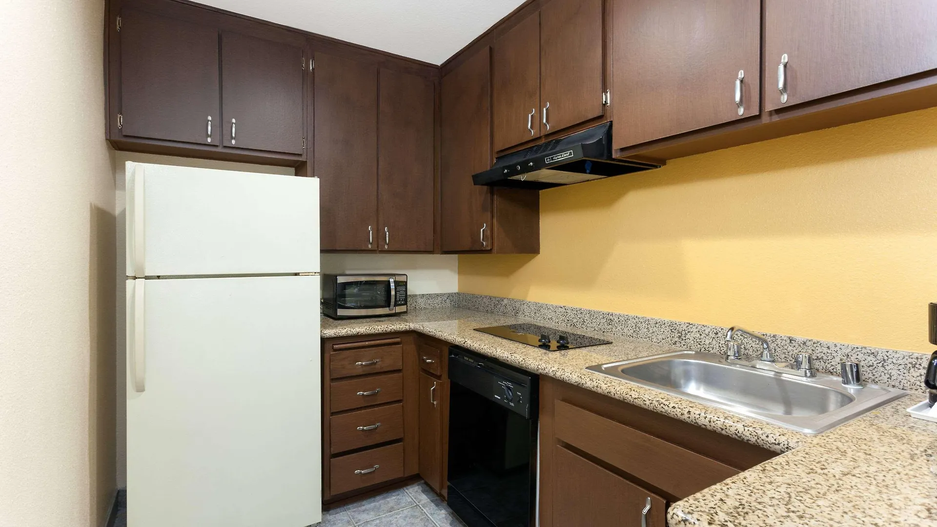 Hotel Days By Wyndham Mission Valley-sdsu