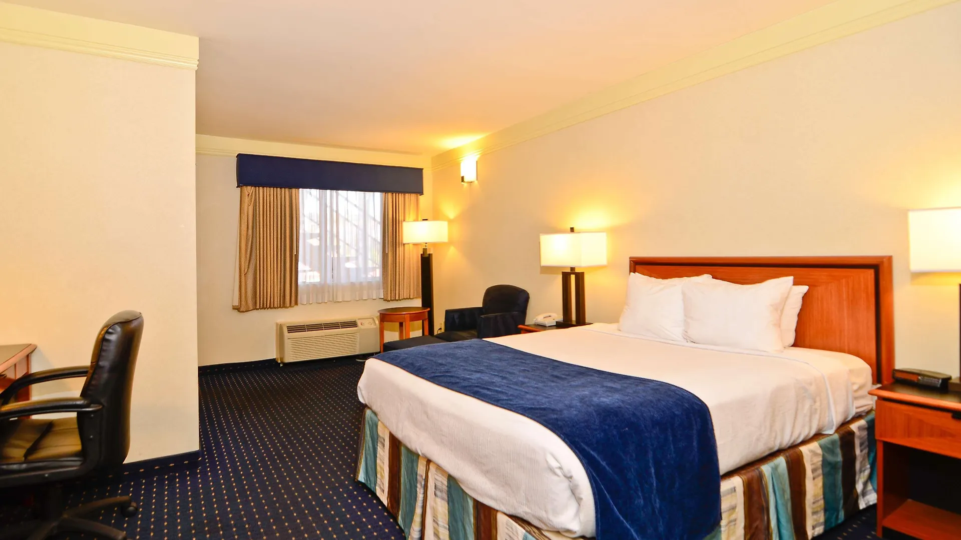 Western Mission Bay Motell 3*