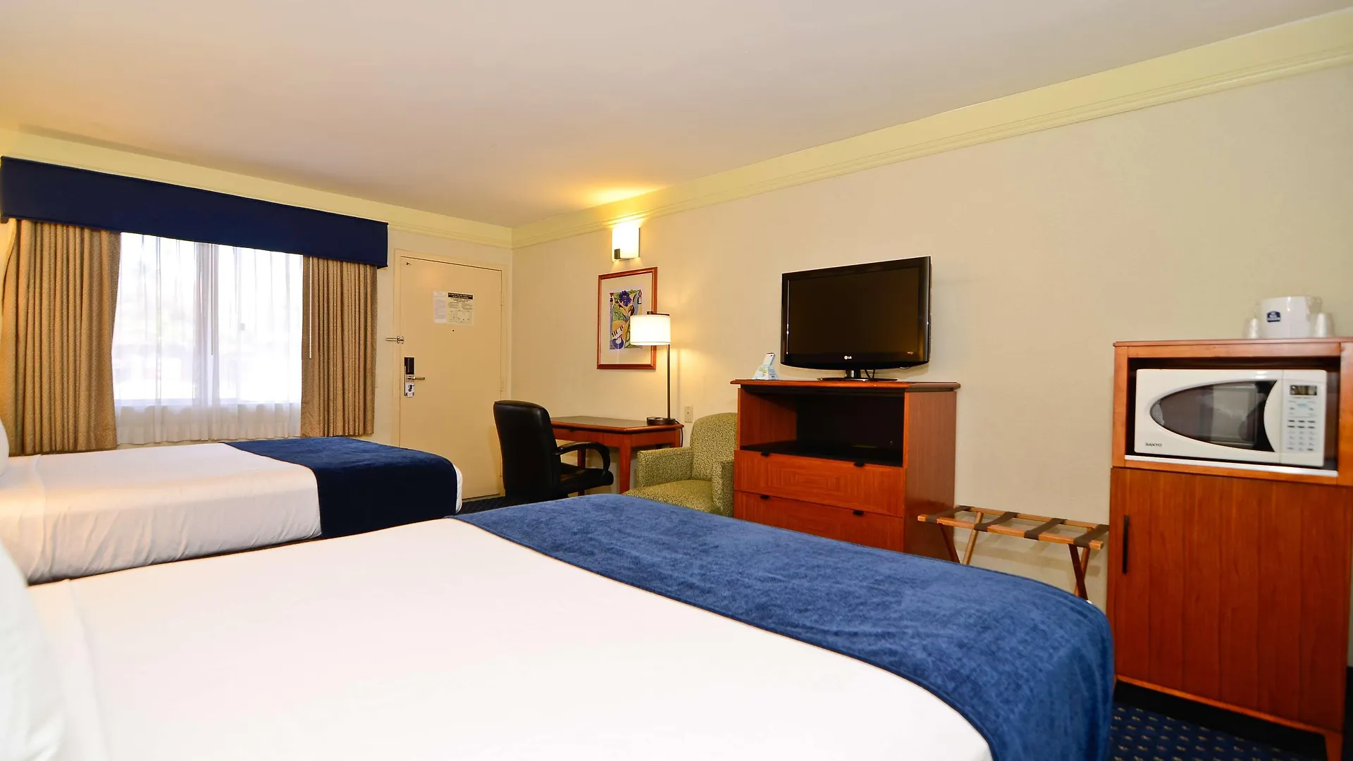 Western Mission Bay Motel 3*