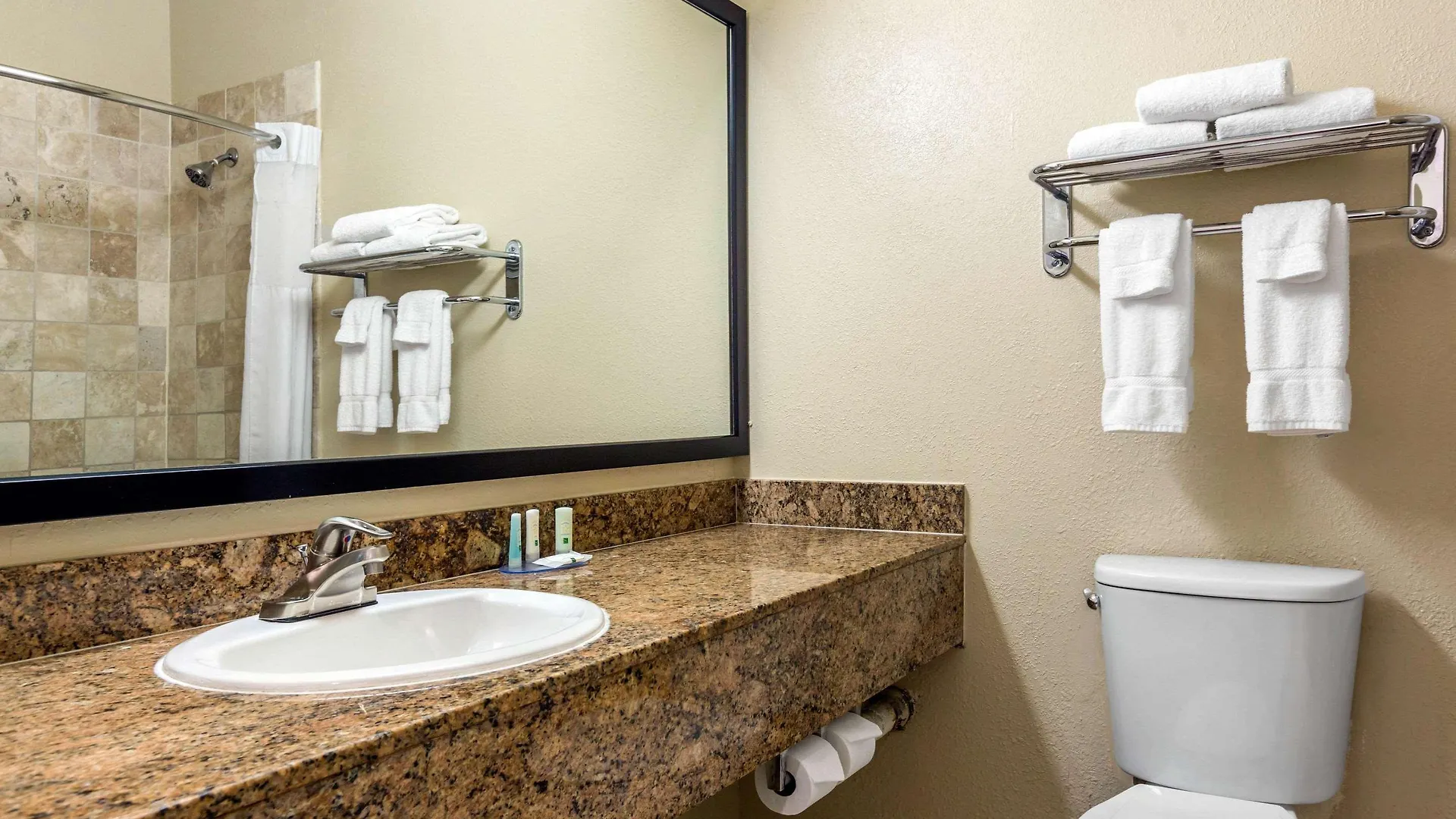Ramada By Wyndham 2* San Diego