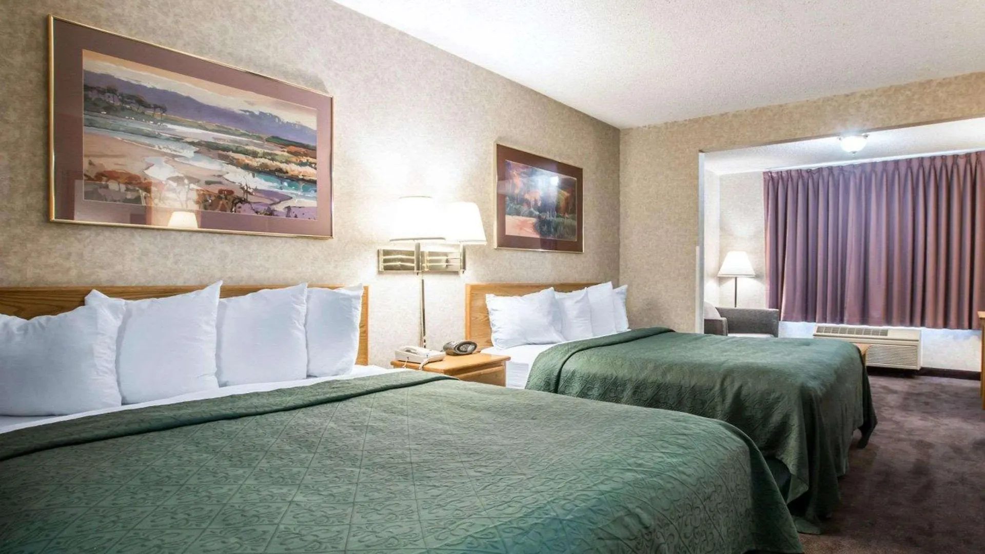 Hotel Quality Otay Mesa 3*