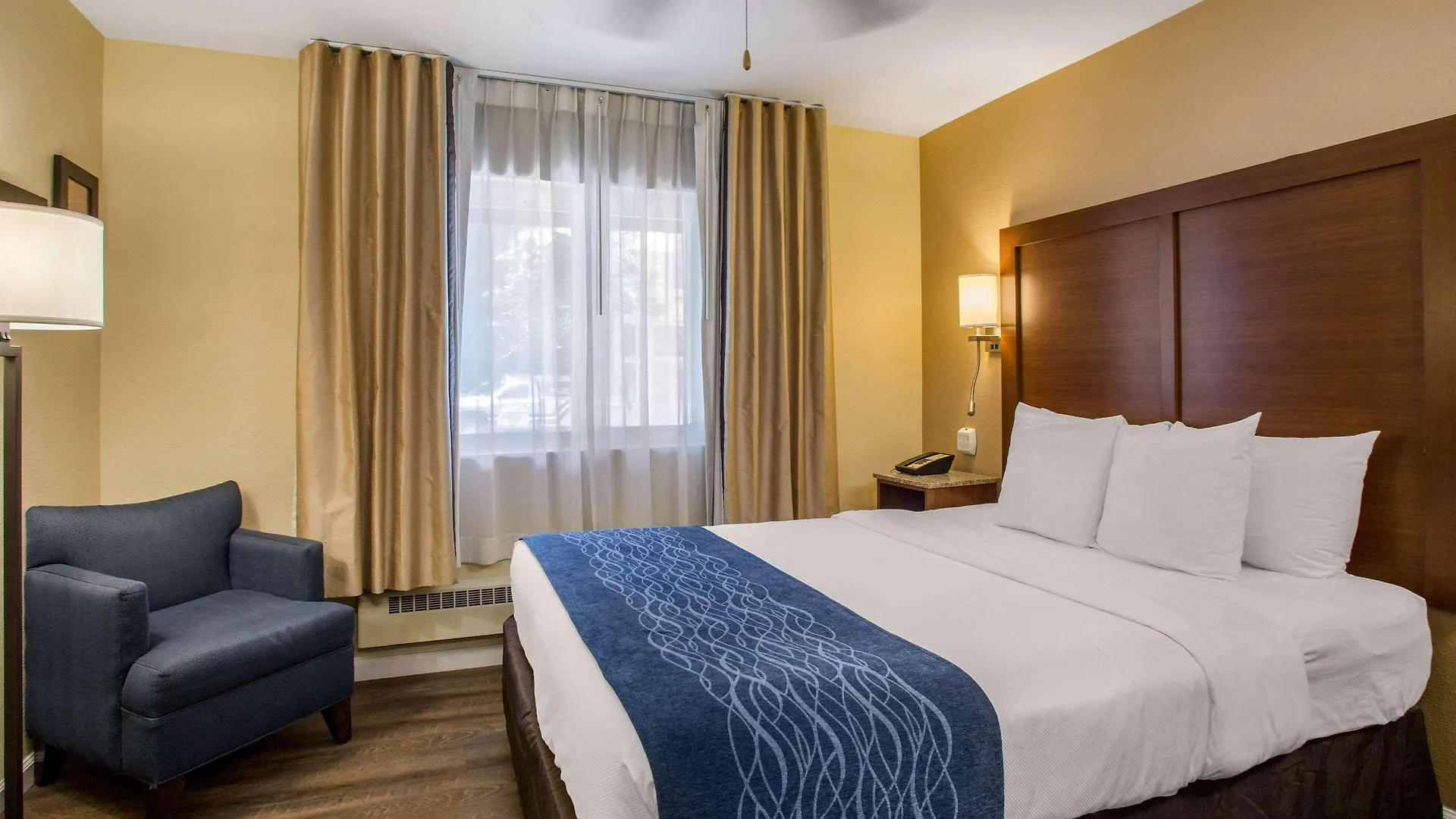 Comfort Gaslamp Convention Center 3*