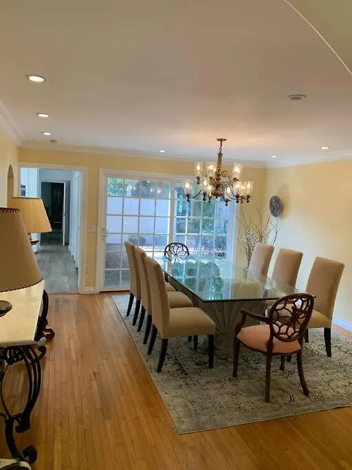 Spacious 4 Bedroom 3.5 Bath In Coronado San Diego