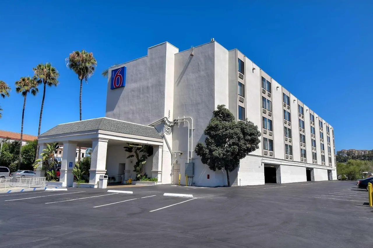 6-san Diego, Ca - Circle - Mission Valley 2* San Diego