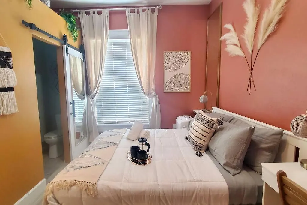 Cozy Studio Beautiful And Peaceful Of Gem Gaslamp District! Your Away From Home! * San Diego