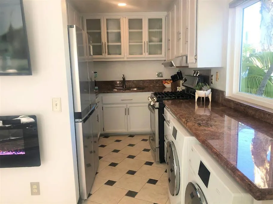 Upscale Mission Beach Couples Getaway/pet Friendly