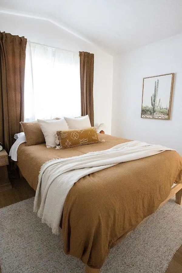 The Laurel Loft Apartment *