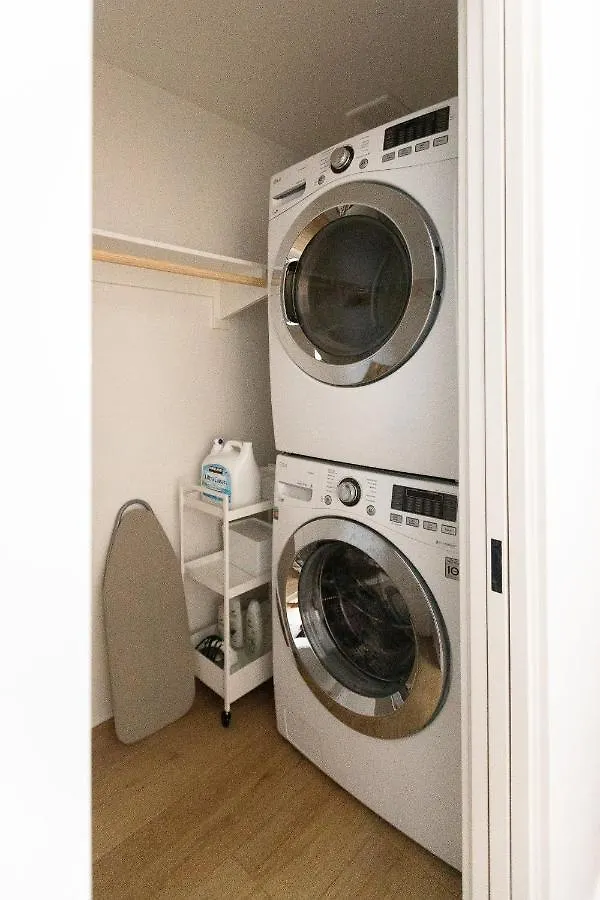 The Laurel Loft Apartment