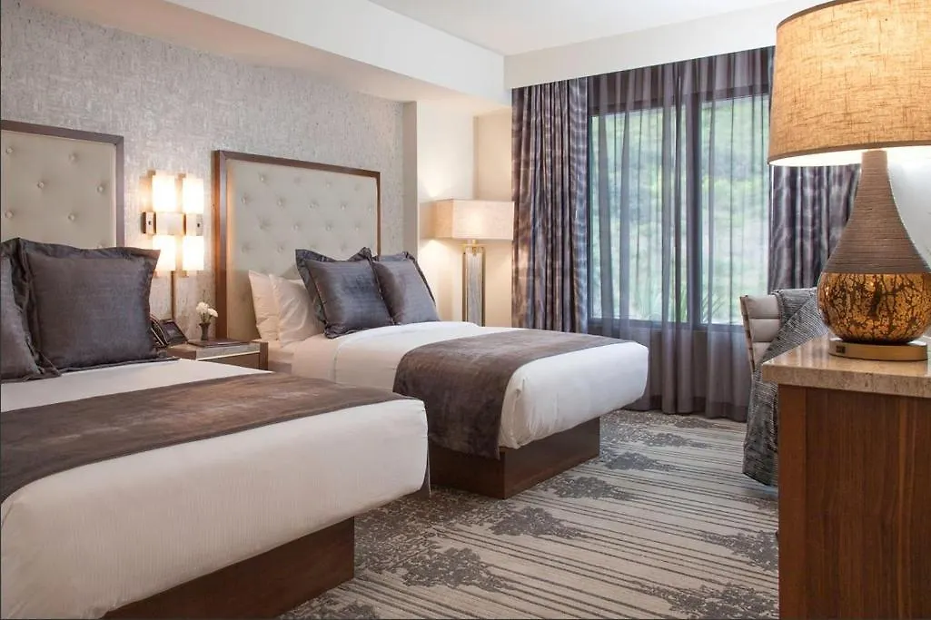 Legacy & Otel 4*