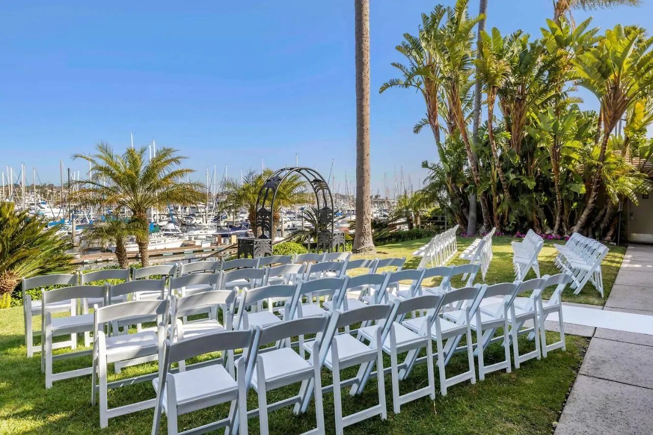 Best Western Plus Island Palms & Marina Hotel 3*