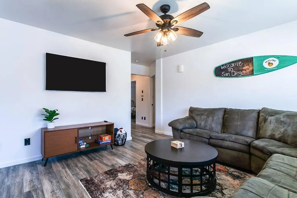 Crown Point Beach Retreat Apartment San Diego