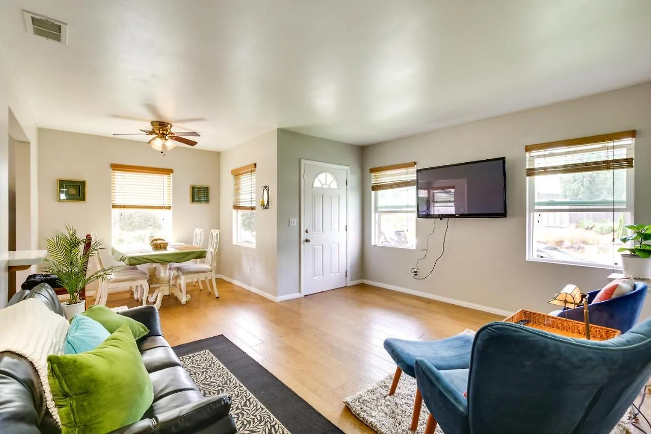 Pet-friendly With Patio 5 Mi To Dtwn San Diego