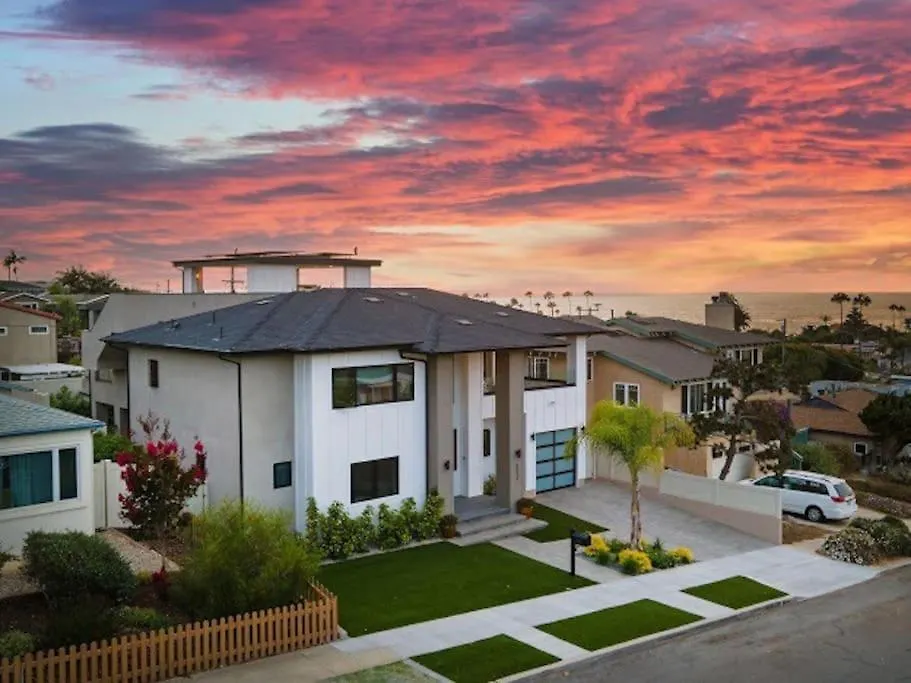 Casa De Lomas By The Holiday home San Diego