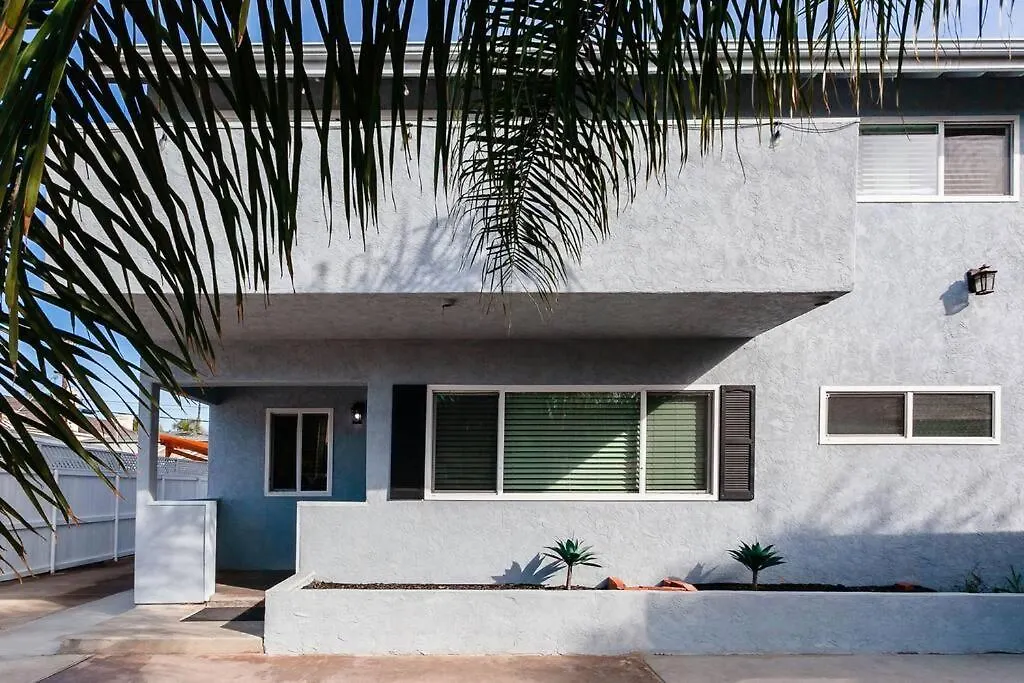 Crown Point Beach Retreat San Diego