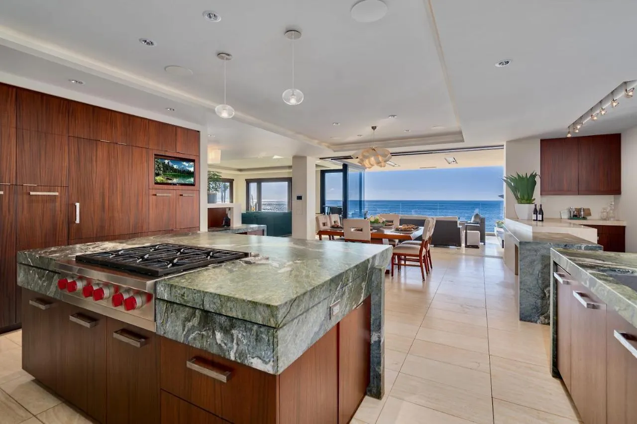 Holiday home Luxury Beachfront With Hot Tub & Ocean Views San Diego