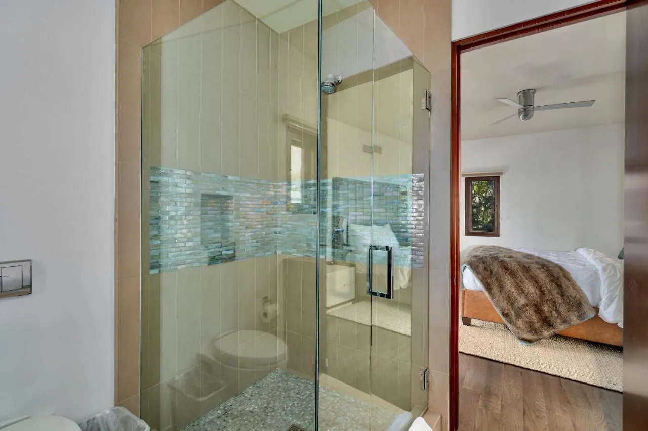 Holiday home Luxury Beachfront With Hot Tub & Ocean Views