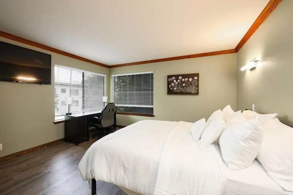Apartment Chic Steps From Petco Park San Diego