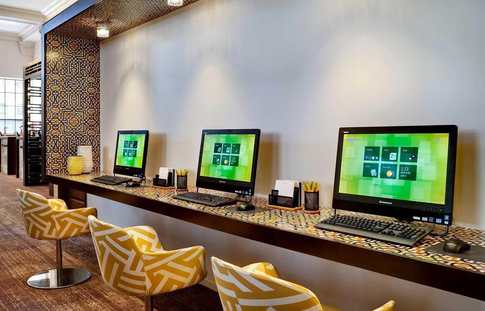 Courtyard By Marriott Downtown 4*