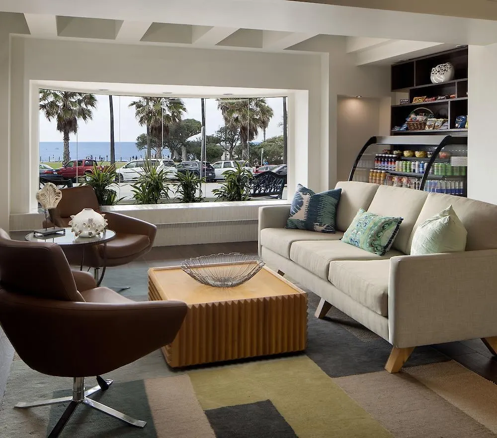 La Jolla Cove 3*