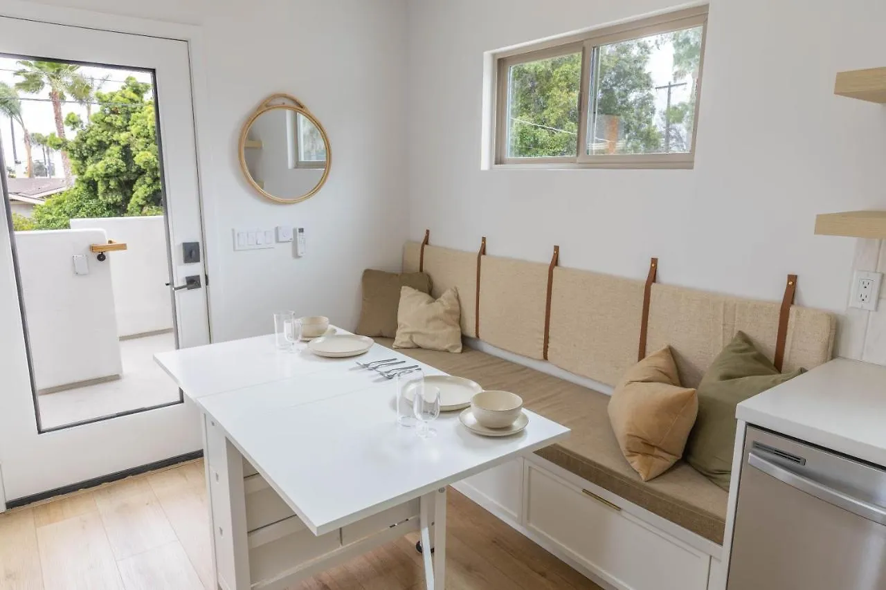 The Laurel Loft Apartment