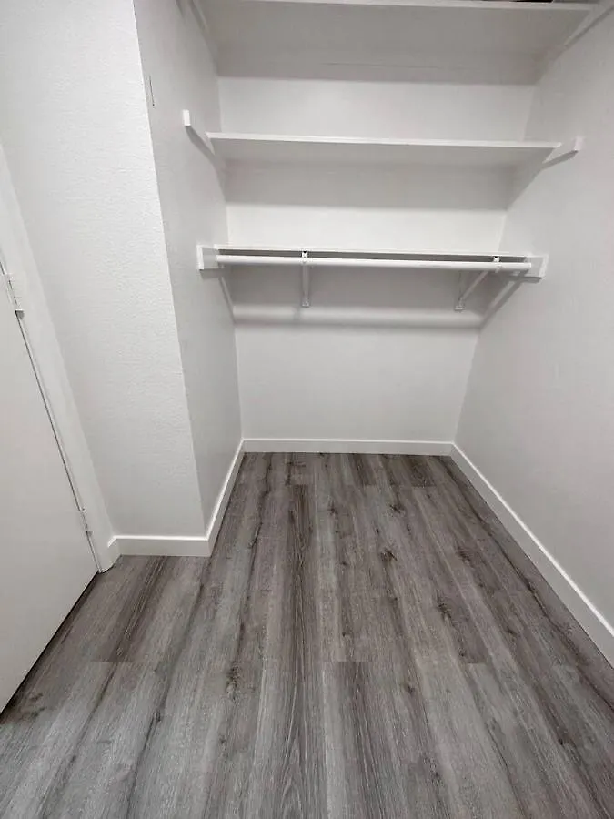 Luxurious Walking Distance To Bay! * San Diego