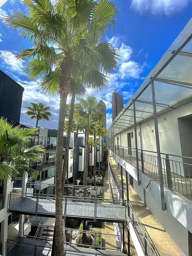 Apartment Luxurious Walking Distance To Bay! San Diego