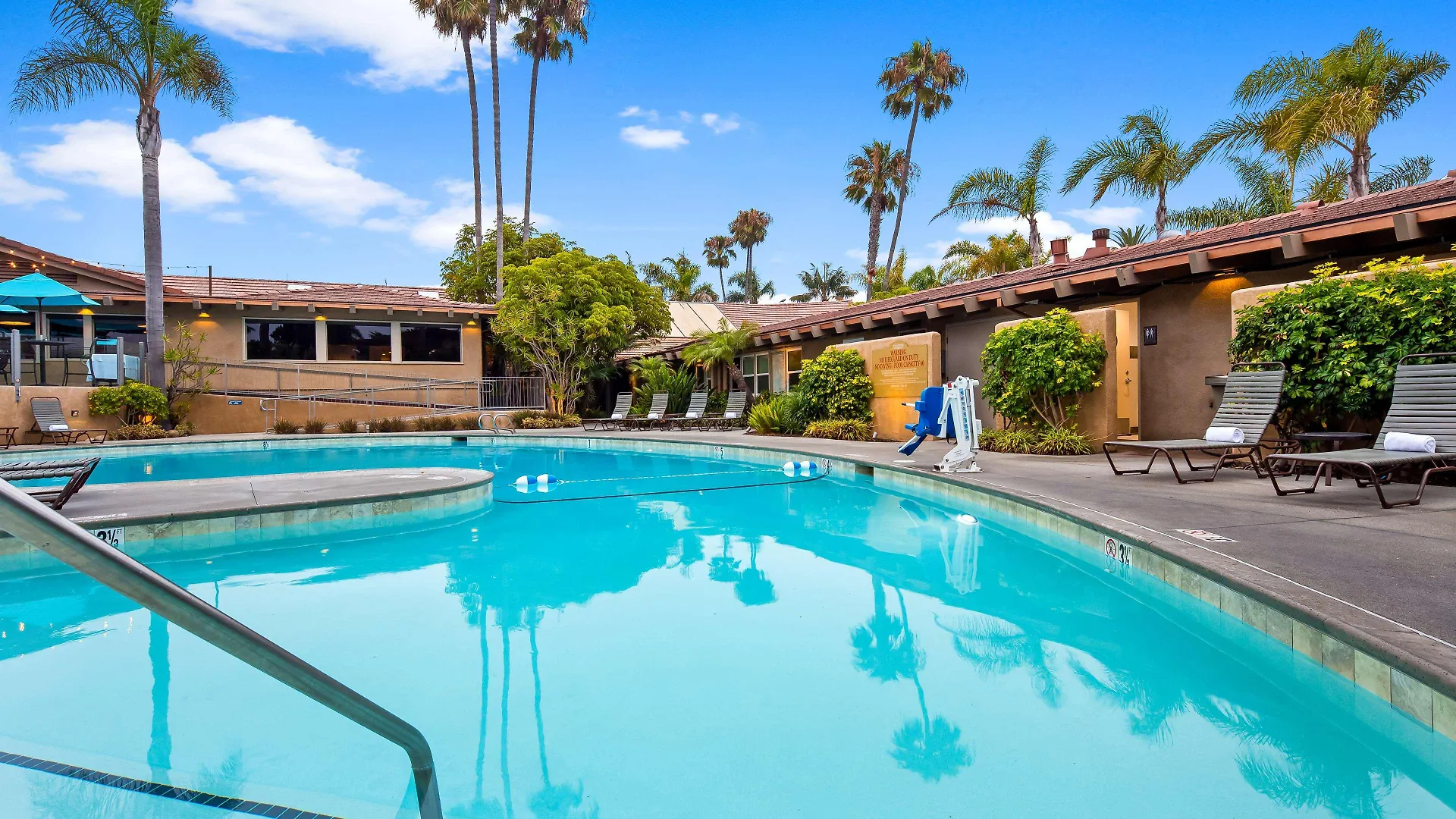 Hotel Best Western Plus Island Palms & Marina 3*