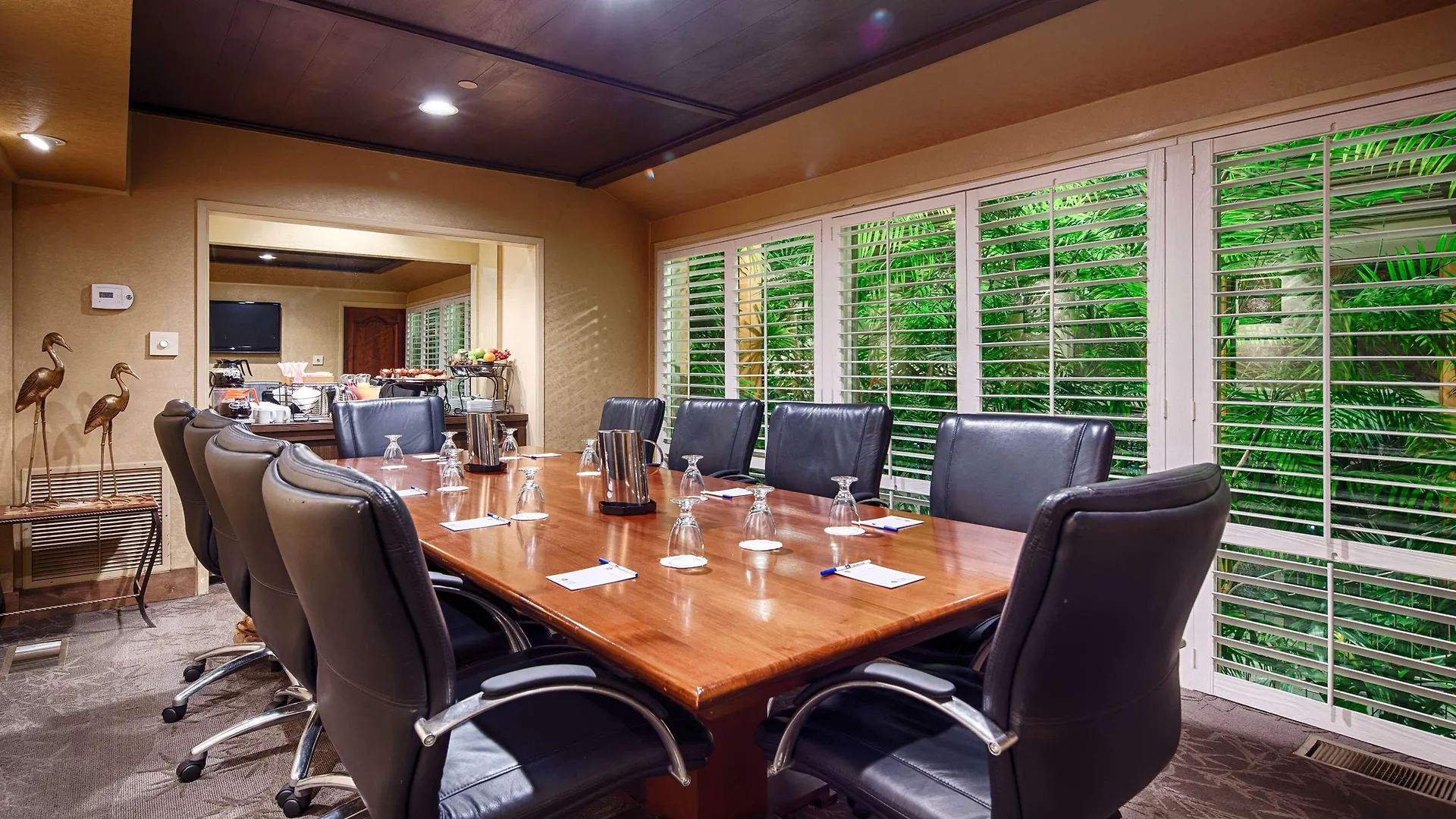 Best Western Plus Island Palms & Marina Hotel 3*