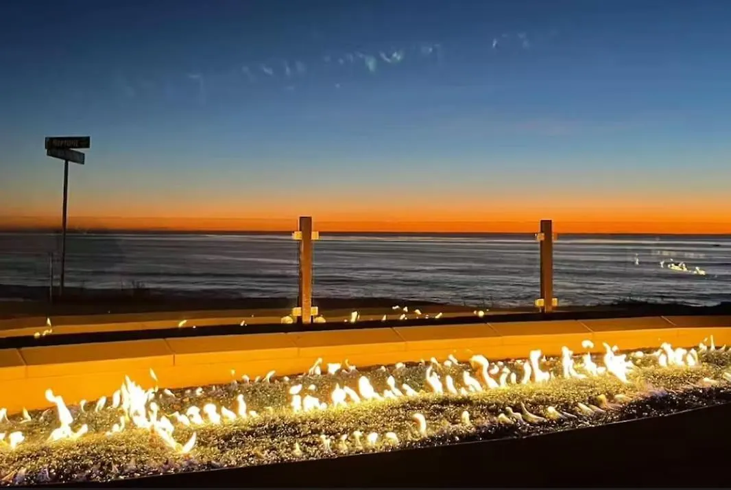 Sea Gem Beachfront In Famous Windansea Holiday home San Diego