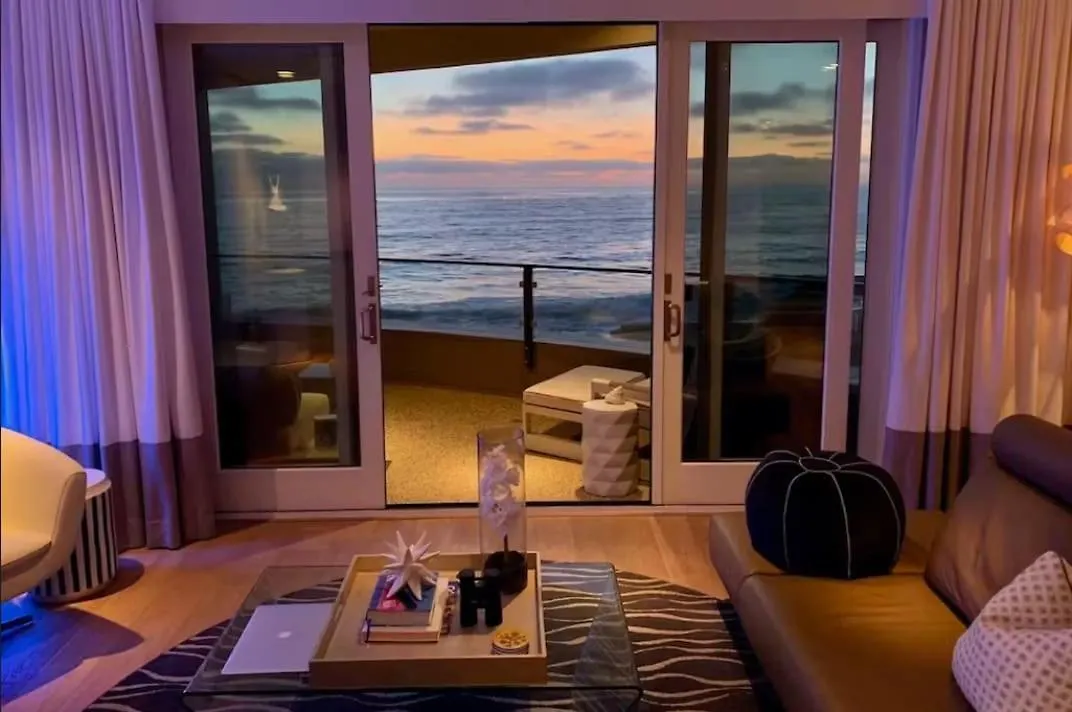 Sea Gem Beachfront In Famous Windansea San Diego