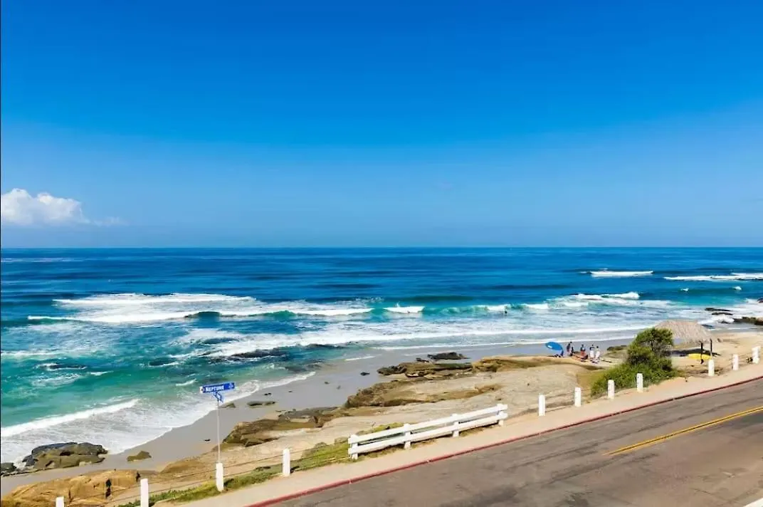 Sea Gem Beachfront In Famous Windansea San Diego