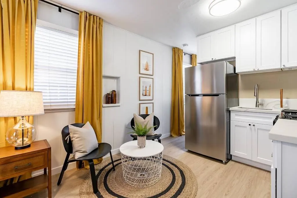 Live Like A Local - With Huge Backyard San Diego