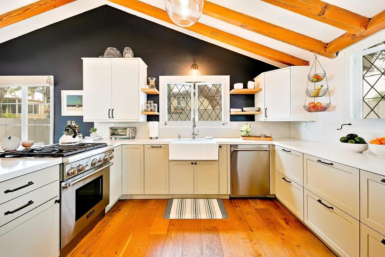 Gorgeous Coastal Four-bedroom Steps From Windansea Holiday home San Diego