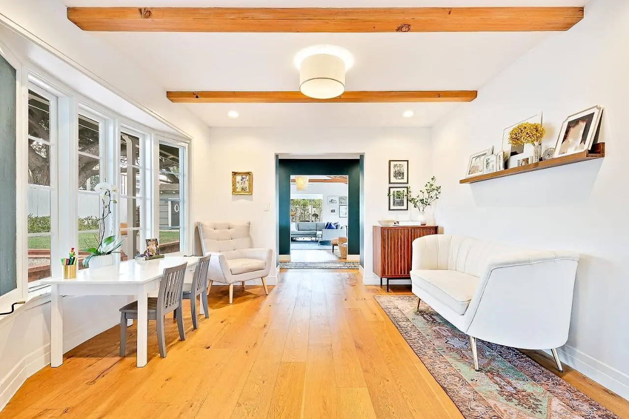 Holiday home Gorgeous Coastal Four-bedroom Steps From Windansea