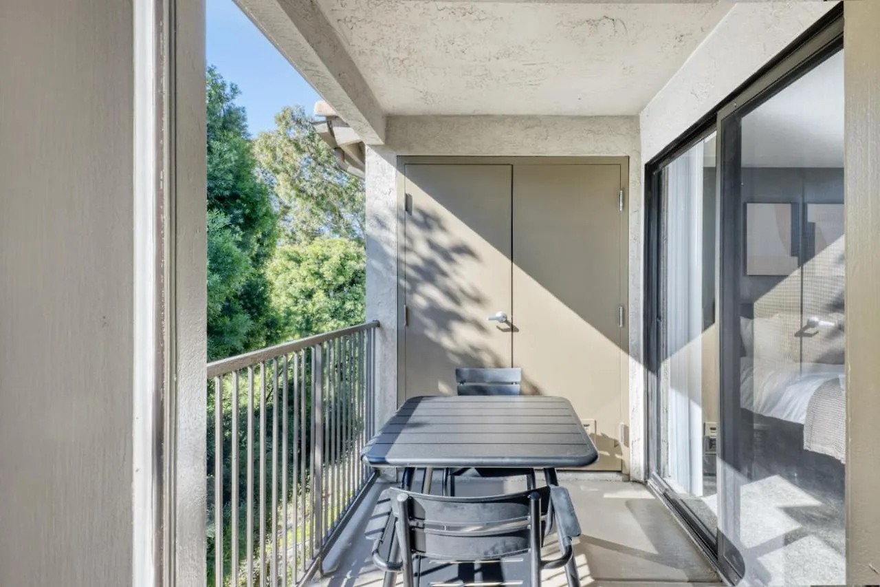 Apartment La Jolla 1br W Gym Wd Pool Nr Bars Shops San-8 *
