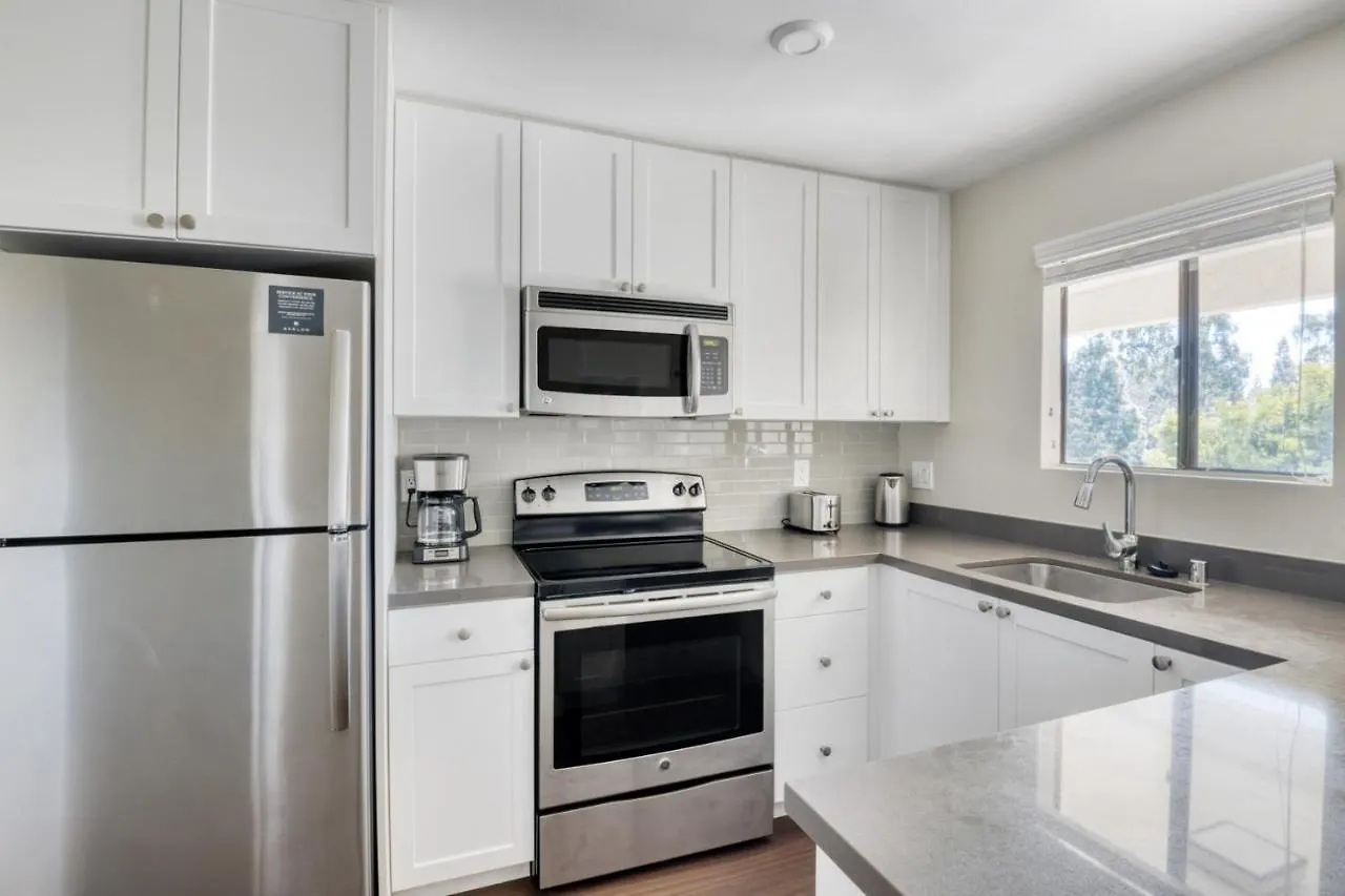La Jolla 1br W Gym Wd Pool Nr Bars Shops San-8 Apartment San Diego