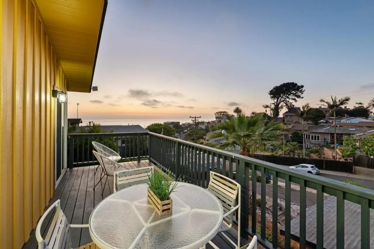 Holiday home Lovely Ocean View Beach House 3br Sleeps 9 San Diego