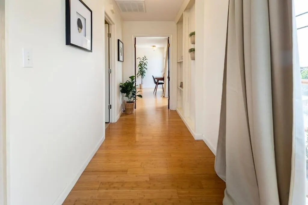 Apartment Stylish With Ocean & Views *