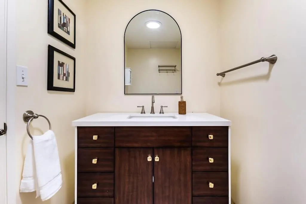 Stylish With Ocean & Views San Diego