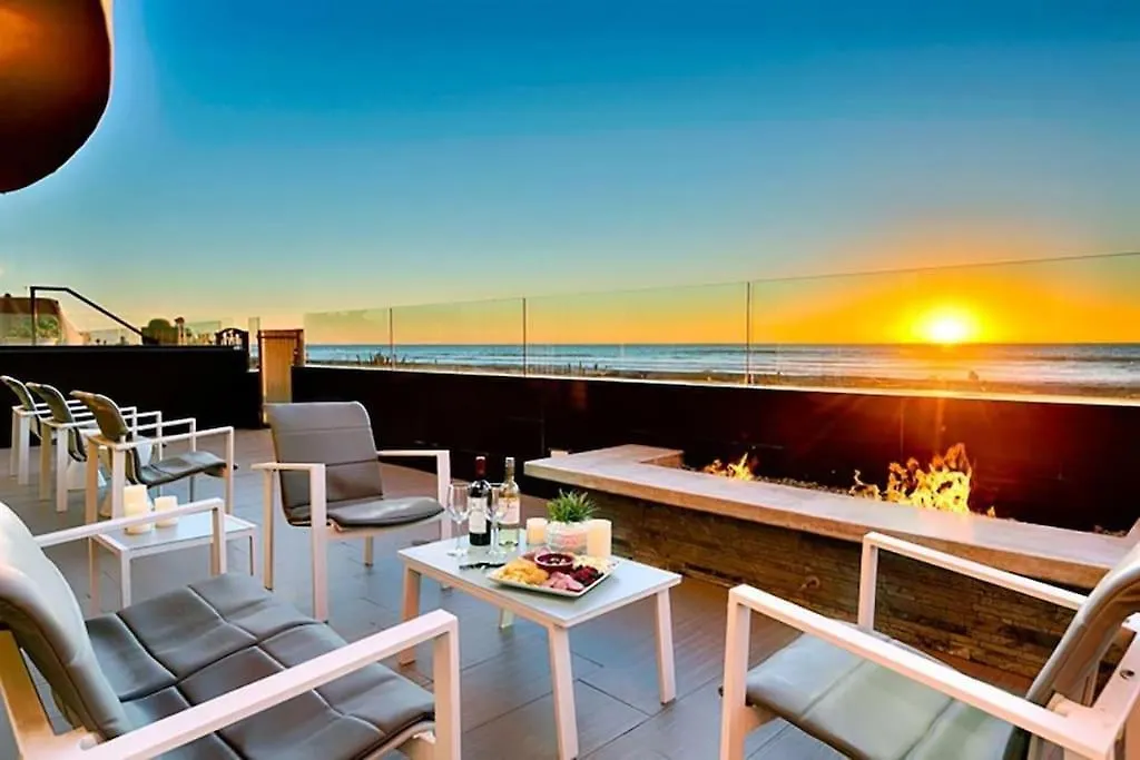 Crown Jewel In Mission At Ocean Front Walk Holiday home *