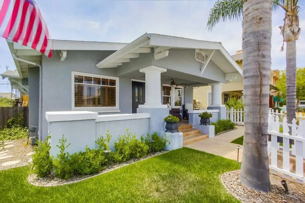 Cozy Craftsman Bungalow, Hillcrest/mission Hills Holiday home *