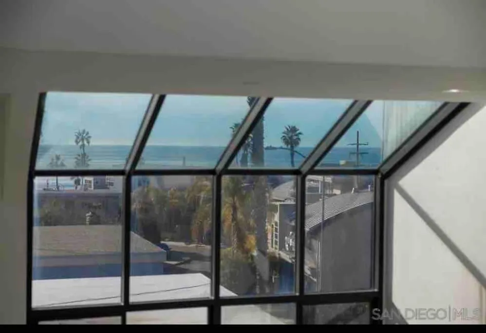 La Jolla Townhouse Steps Away From Windansea Holiday home *
