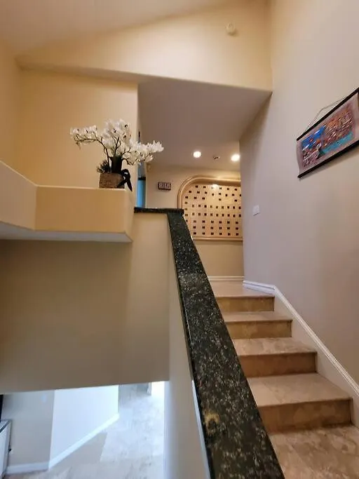 Private Front 4bed 4bath Pool And House Villa *