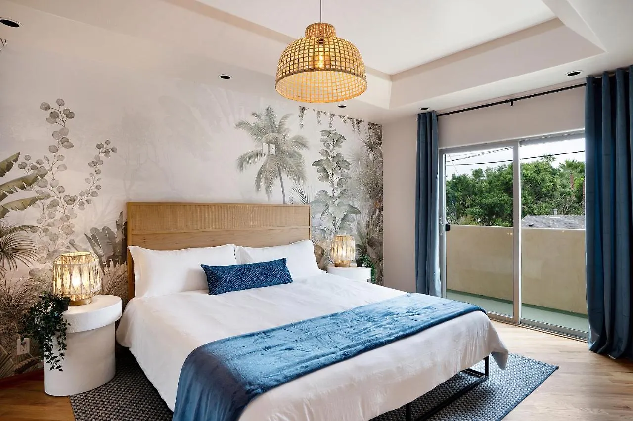 Holiday home Rooftop City/water Views*jacuzzi*king Beds*central San Diego