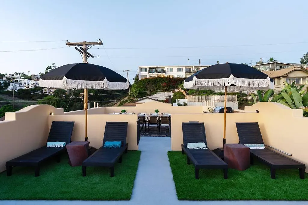 Holiday home Rooftop City/water Views*jacuzzi*king Beds*central *