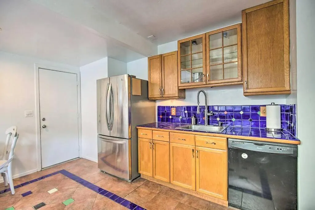 Holiday home Gorgeous Pacific Beach And Mission Bay Home. Walking Distance To The Bay And Golf Course.