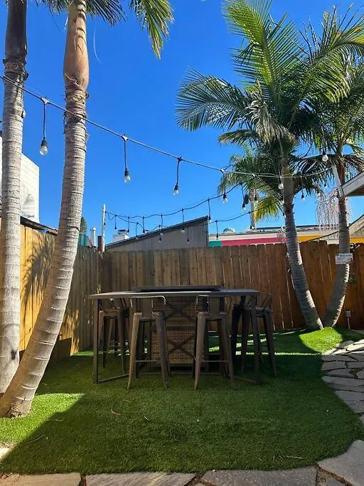 Gorgeous Pacific Beach And Mission Bay Home. Walking Distance To The Bay And Golf Course. * San Diego