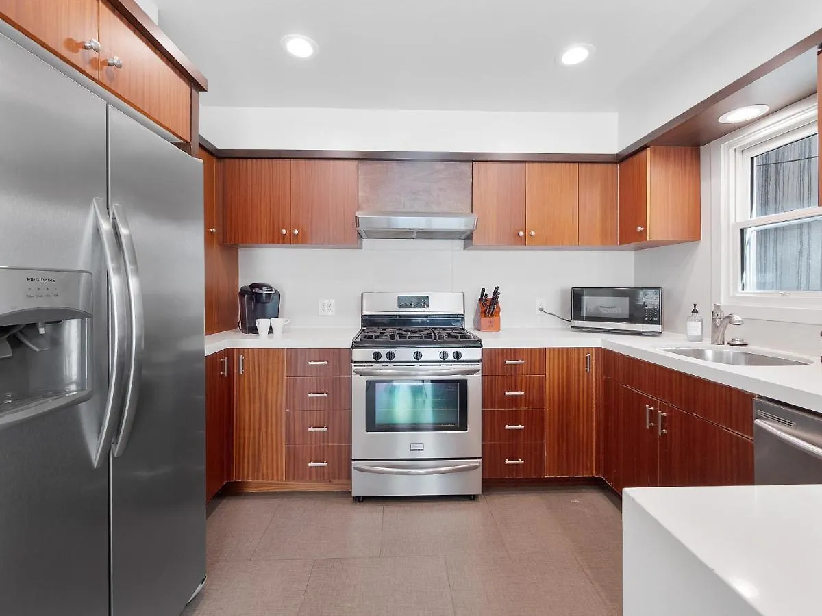 Ocean View Haven! Steps2beach & Pet Friendly! Holiday home San Diego