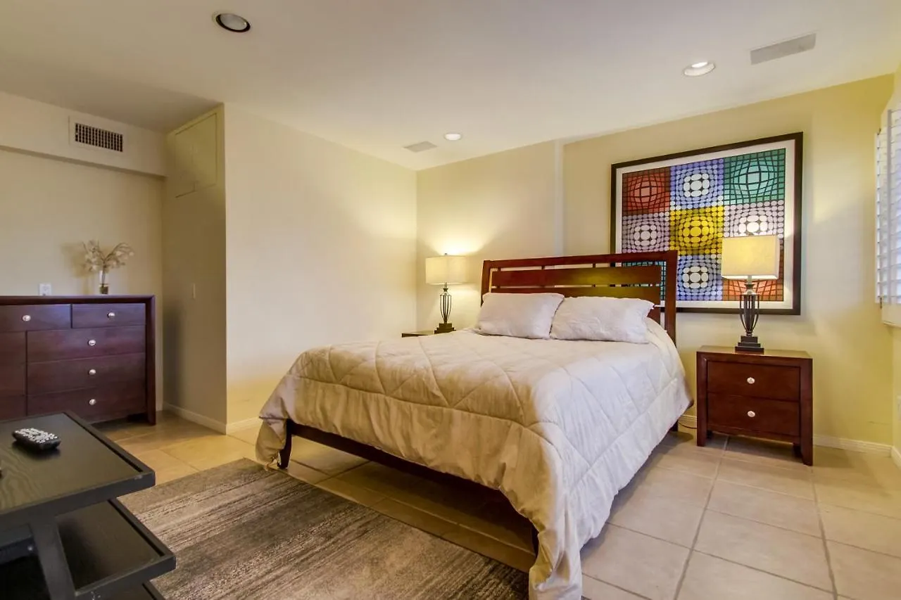 Mission Bay Dreams - W Bay Access, Parking, Pool & Holiday home San Diego