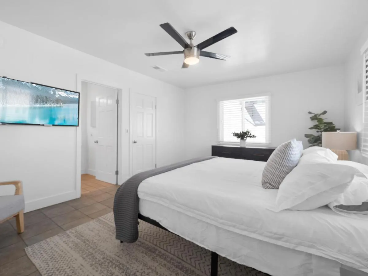 Ocean View Haven! Steps2beach & Pet Friendly! Holiday home San Diego